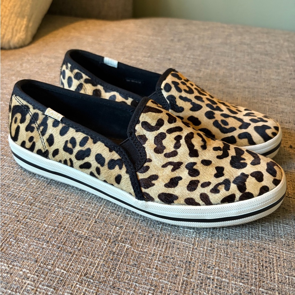 Leopard Pattern Slip-On Shoes